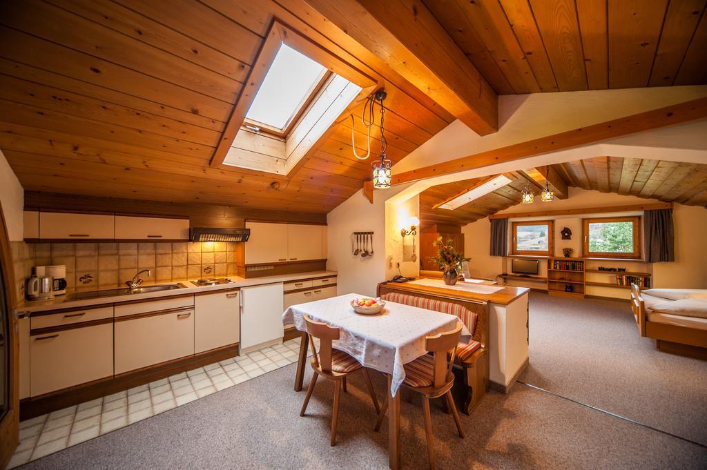 Ferienhaus Larinmos Lermoos Quarto foto